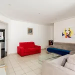 Champs-élysées Lincoln - 2bdr Aparthotel 4*
