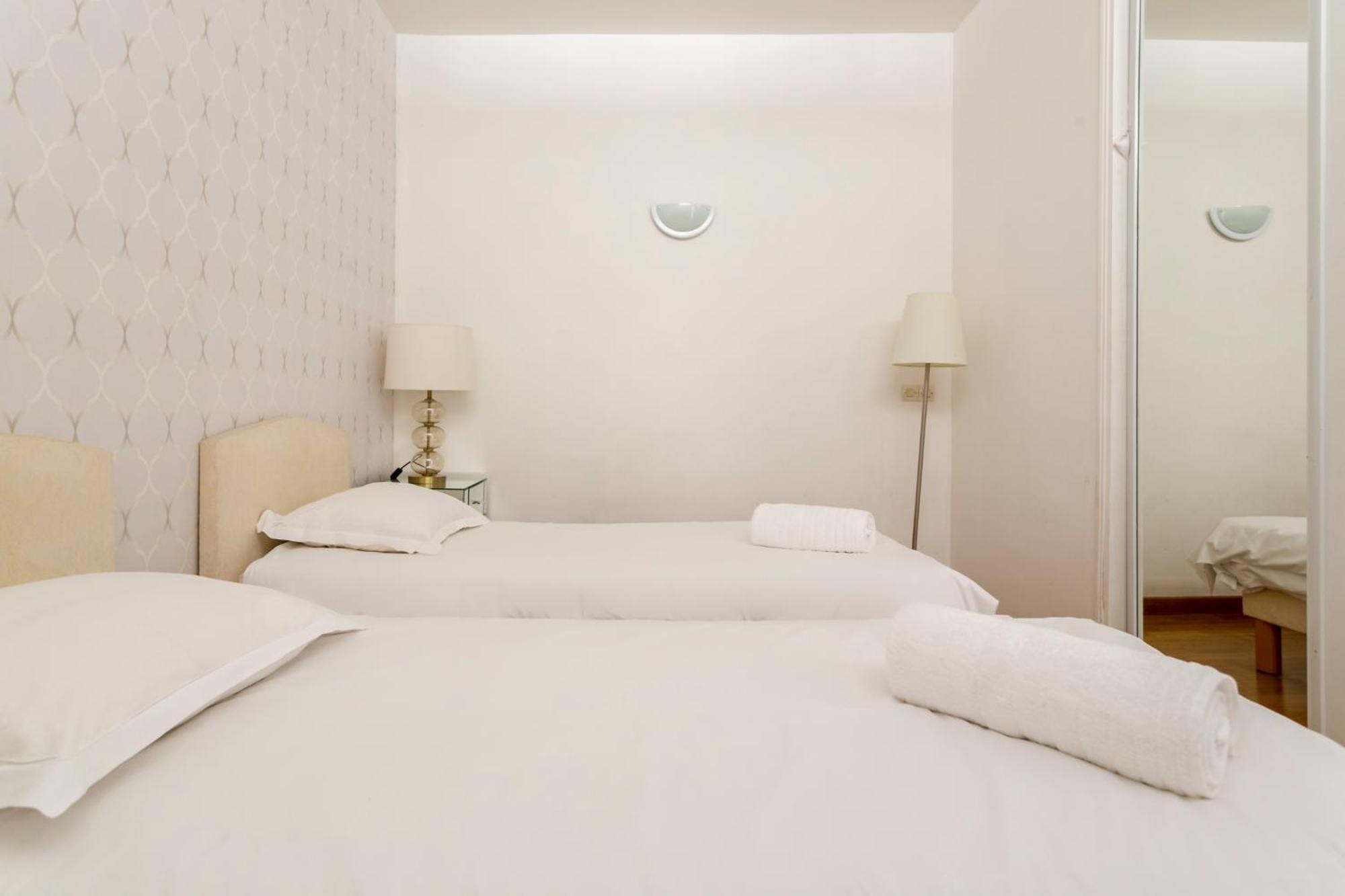 Champs-elysees Lincoln - 2bdr Paris