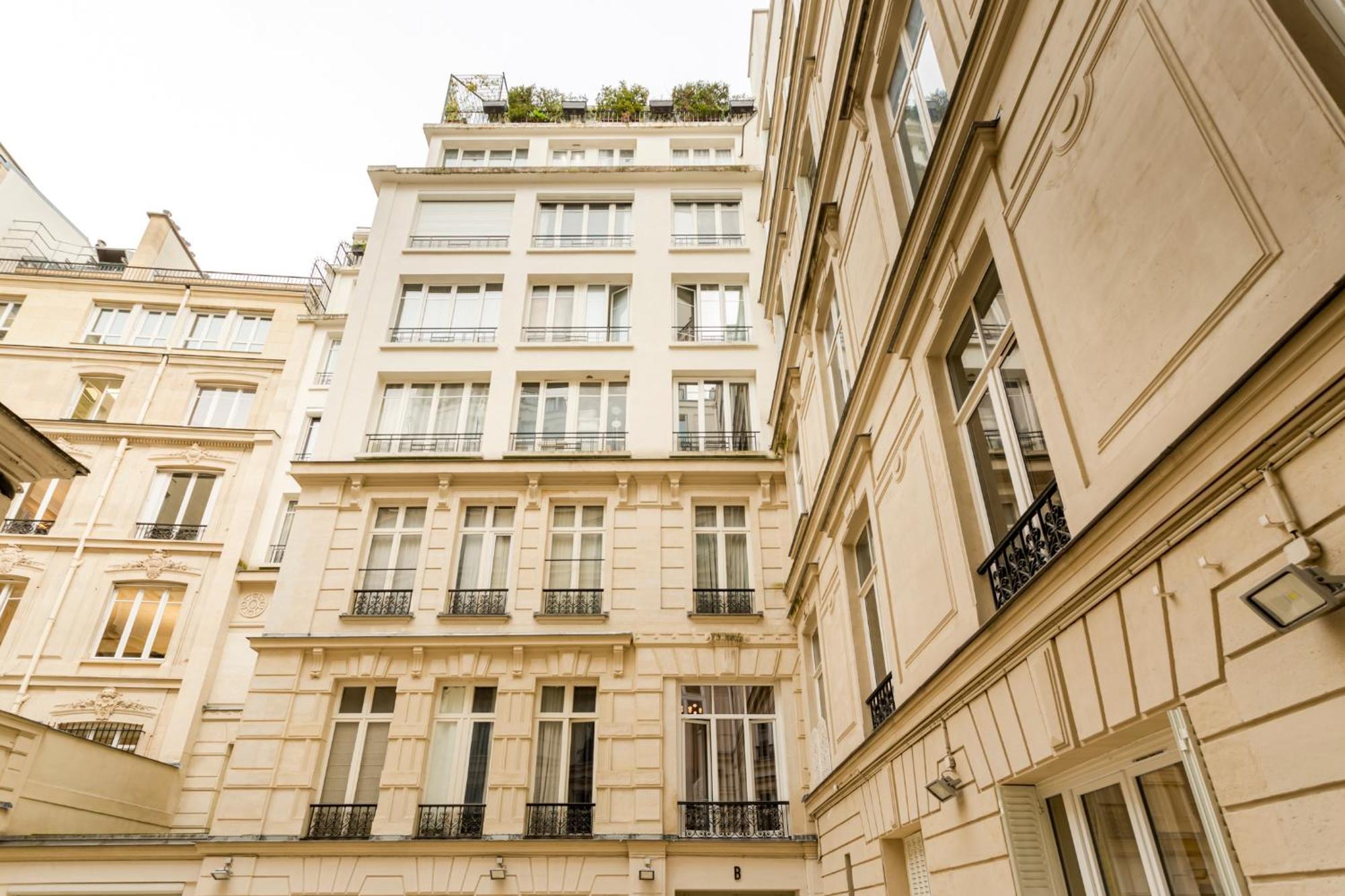 Champs-elysees Lincoln - 2bdr Aparthotel 4*